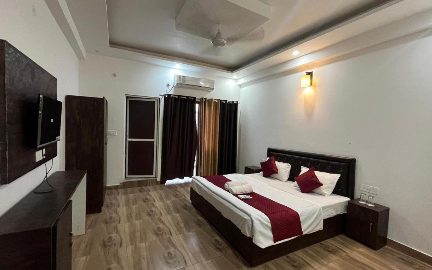 The Gold Bird By Stayapart Rishikesh Exterior photo